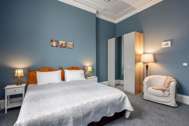 A Two Bedroom Apartment - Victorian Villa At 8 Priestfield Road 爱丁堡 外观 照片